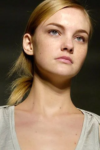 Look 25